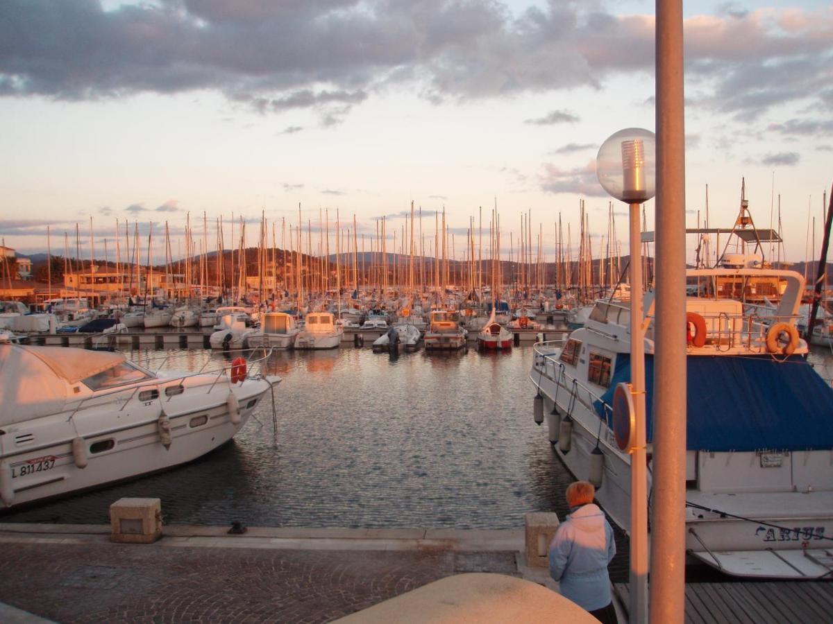 La Provence authentique à 30 minutes des plages Collobrières Extérieur photo